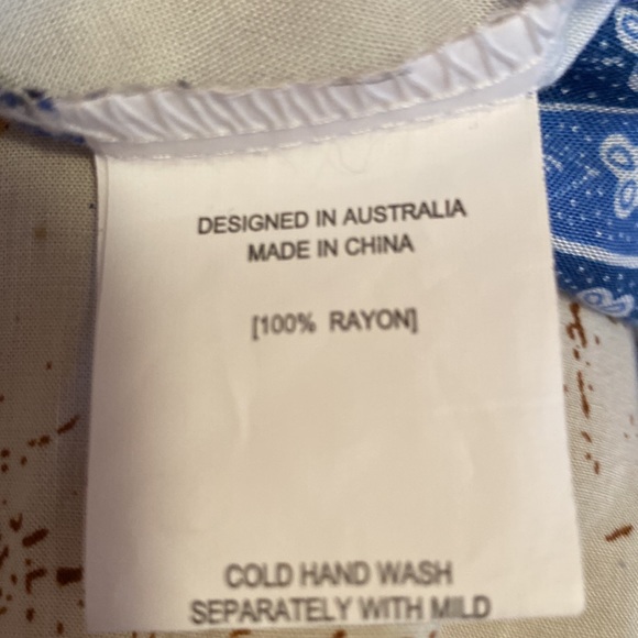 BLUE & WHITE MAXI/MIDI WITH WRAP AROUND CAPE DRESS SIZE MED - Picture 10 of 10